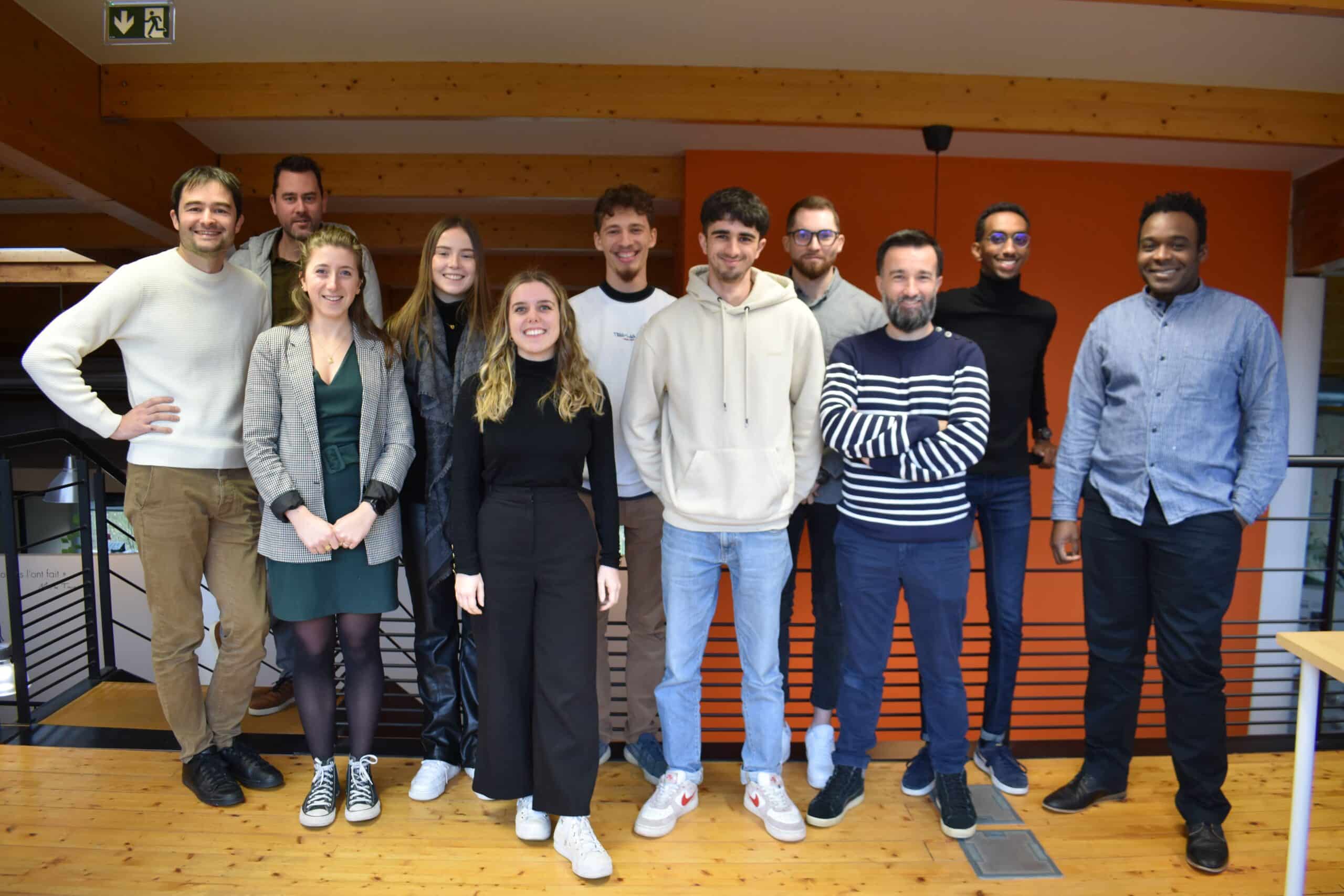 L’équipe HelloSpot au complet, dans ses bureaux